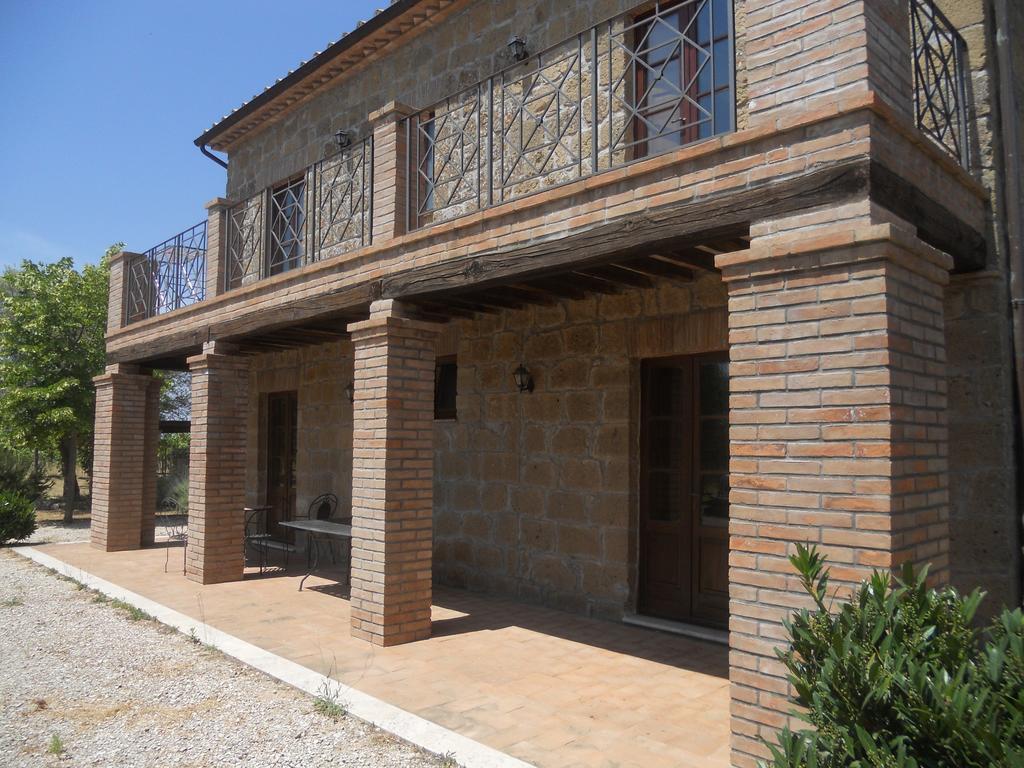 Agriturismo Tenuta Roccaccia Pitigliano Exterior foto