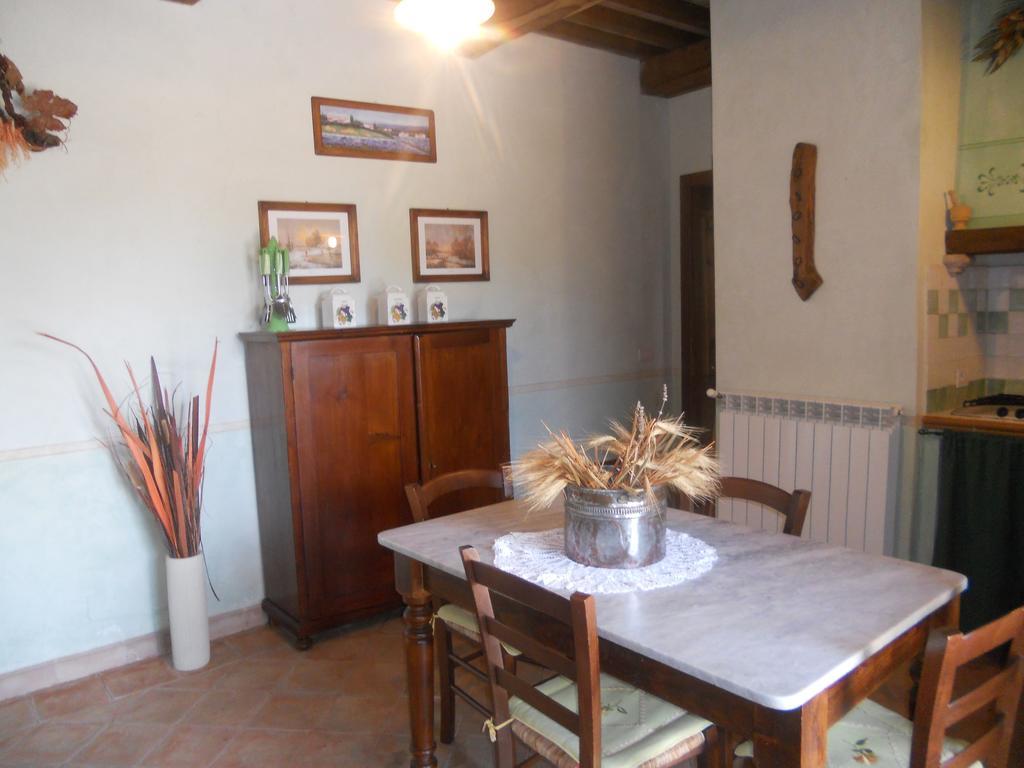 Agriturismo Tenuta Roccaccia Pitigliano Exterior foto